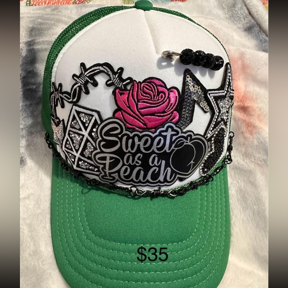 Trucker hat